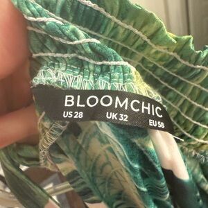 BloomChic Vibrant Green and Yellow Skirt